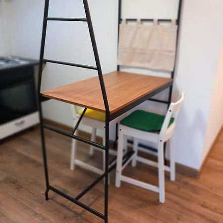 Attic 1Br Apartment With Parking And Self Check In Popesti-Leordeni Exterior foto